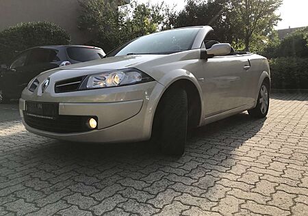 Renault Megane 2.0 Cabriolet 118000km/Tempo./Sitzh./PFC