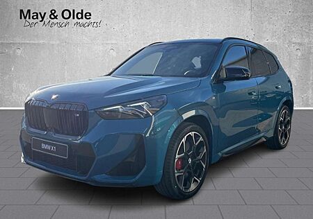 BMW X1 M35i xDrive HUD AD Panorama Navi digitales Cockpit