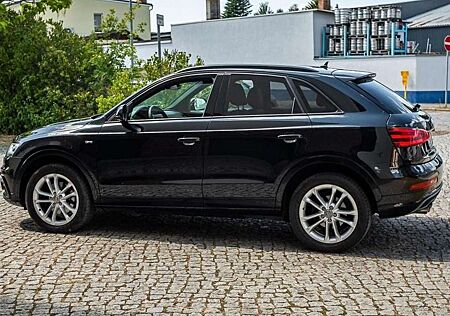 Audi Q3 2,0 TDI quattro DPF S-tronic