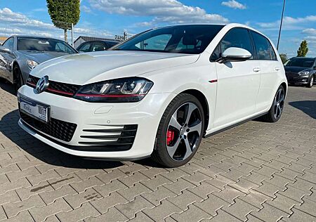 VW Golf Volkswagen VII Lim. GTI Performance