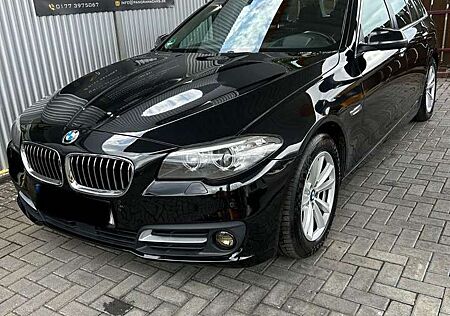 BMW 520 d Touring/HeadUp/8fachbereift/Scheckheft/Navi