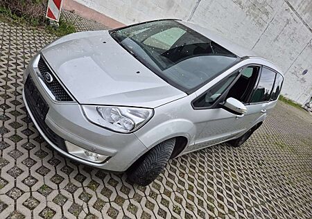 Ford Galaxy 2.0 TDCi DPF Aut. Ghia