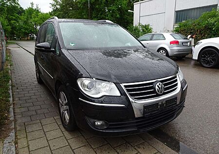 VW Touran Volkswagen Highline-GR NAVI-TEMPOM-SHZ-PDC-170
