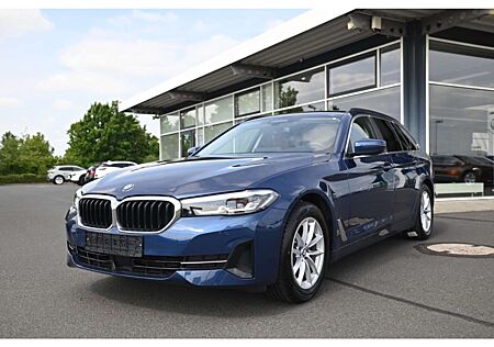 BMW 520 d Touring LED StandHZG AHK Navi ACC Apple CP