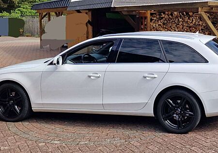 Audi A4 Avant 2.0 TDI DPF Attraction