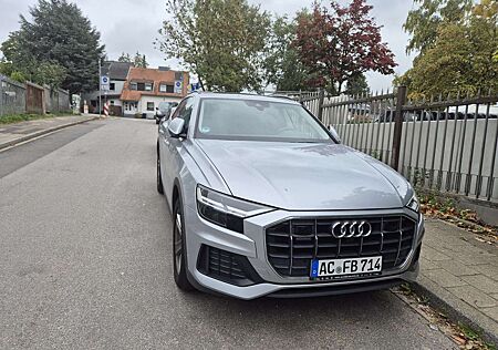 Audi Q8 50 TDI quattro tiptronic competition plus