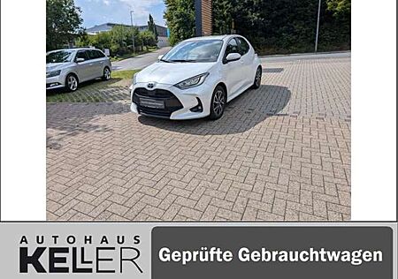 Toyota Yaris Hybrid 1.5 VVT-i Team Deutschland