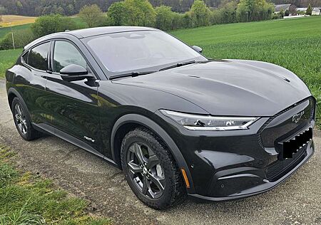 Ford Mustang Mach-E RWD, Panorama, Leder, B&O