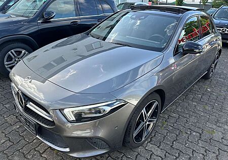 Mercedes-Benz A 200 d DCT Progressive Pano Distro AHK Night P