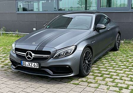 Mercedes-Benz C 63 AMG Coupe Speedshift 7G-MCT