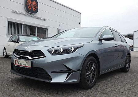 Kia XCeed Ceed SW / cee'd SW cee´d Sportswagon 1,5 Vision *KLIMA*CARPLAY*SHZ*