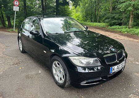 BMW 320i 320 Aut.