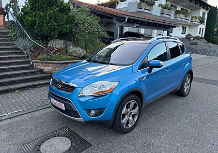 Ford Kuga Titanium 4x4 TÜV Neu