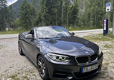 BMW 235 M235i Cabrio Sport-Aut.