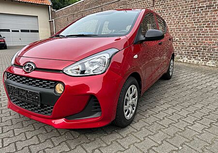 Hyundai i10 1.0 *Klimaanlage*