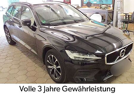 Volvo V60 *MOMENTUM PRO*NAVI-AUTOMA-LEDER-PANORAMA-SHZ