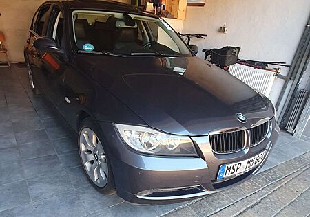 BMW 320i 320 Aut.