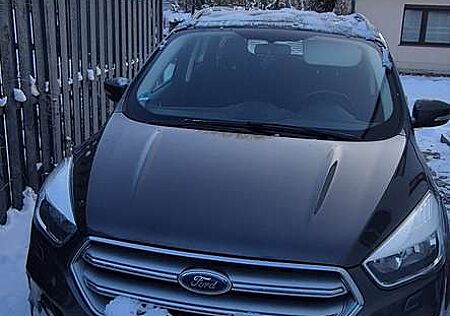 Ford Kuga 1.5 TDCi 2x4 Cool & Connect