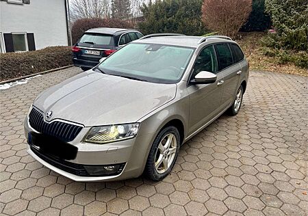 Skoda Octavia Combi 2.0 TDI (Green tec) 4x4Scout