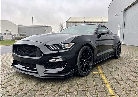 Ford Mustang Shelby GT 350