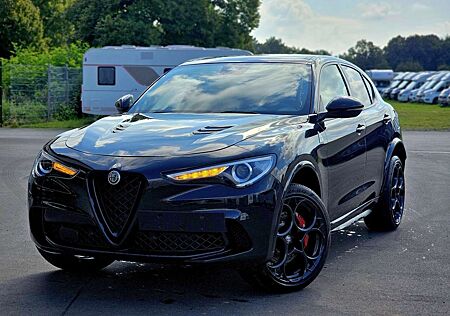 Alfa Romeo Stelvio Quadrifoglio 2.9 V6 Bi-T ASS SSD 21" Alarm