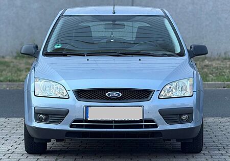 Ford Focus 1.6 16V Ambiente