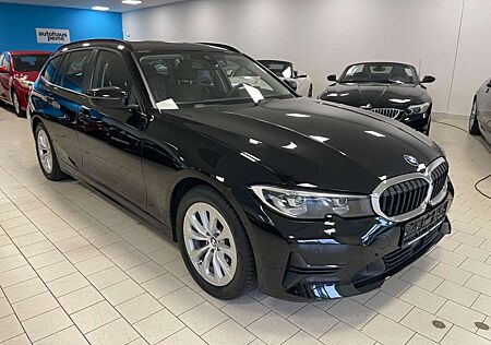 BMW 320 d/LivCP+/Navi/HUD/LEDerSportStz/Sto&G/ParkAs