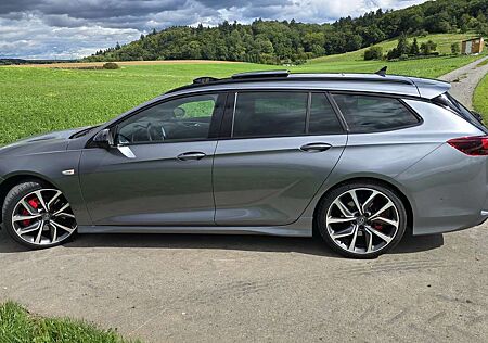 Opel Insignia Sports Tourer 2.0 GSI 4x4 Vollausstattung