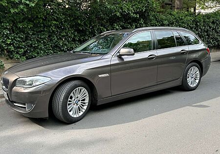 BMW 520d 520 Touring Aut.