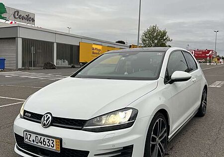 VW Golf Volkswagen GTD 7 GTD