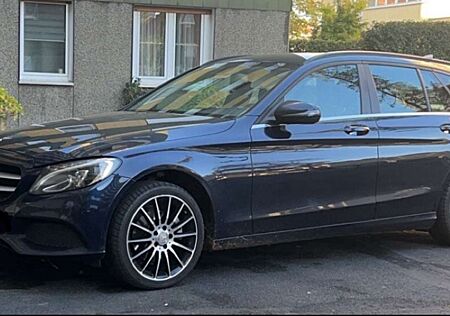 Mercedes-Benz C 220 d 4Matic T 7G-TRONIC Avantgarde