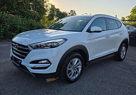 Hyundai Tucson 1.7 CRDI LED Parksystem blue Classic 2WD Tempomat