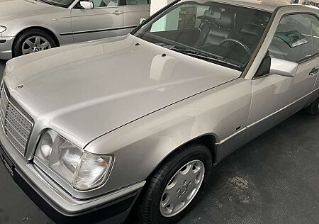 Mercedes-Benz E 200 E-Klasse C
