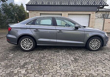 Audi A3 8V 1.6 TDI S tronic | NAVI | ACC |LED |Unfallfrei | Euro 6