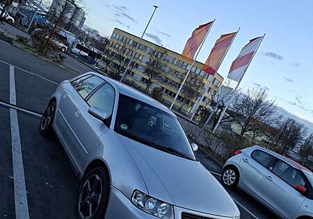 Audi A3 1.8 TFSI Sportback S tronic line Sportpaket (plus)