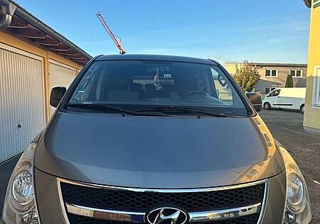Hyundai H-1 Starex Starex 2.5 crdi Tüv 2027 Preis Verhandlungsbasis