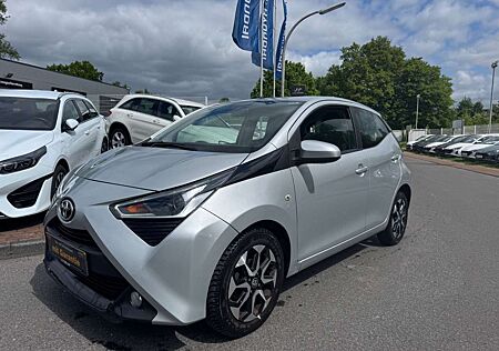 Toyota Others X-PLAY/1.HAND/KLIMA/R.KAM/TEMPOMAT/TÜV-SERV.-NEU