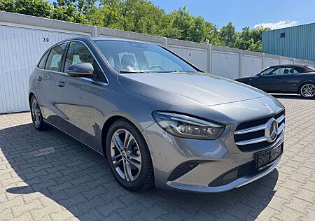 Mercedes-Benz B 180 d *Automatik*LED*360°Kam*Memory*Burmester*