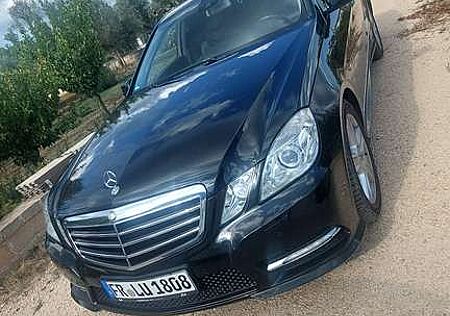 Mercedes-Benz E 200 (cgi) AMG paket