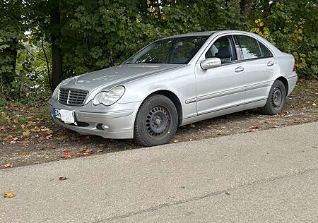 Mercedes-Benz C 200 Kompressor (203.042)