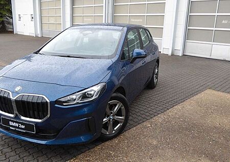 BMW 218 d ActiveTourer LCProHUD PAP DAB FLA WLAN EU6d