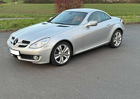 Mercedes-Benz SLK 350 (171.458) Designo Service NEU Mega