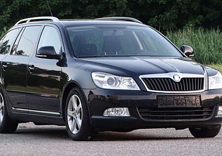 Skoda Octavia AHK--Neue HU- Service- Bremsen-