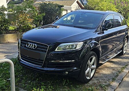 Audi Q7 3.0 TDI DPF quattro tiptronic