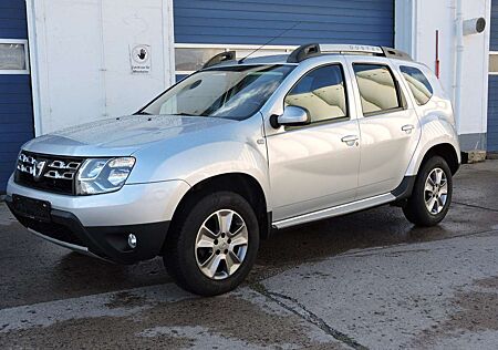 Dacia Duster Laureate 4x2 -Klima Navi PDC Sitzheizung AHK