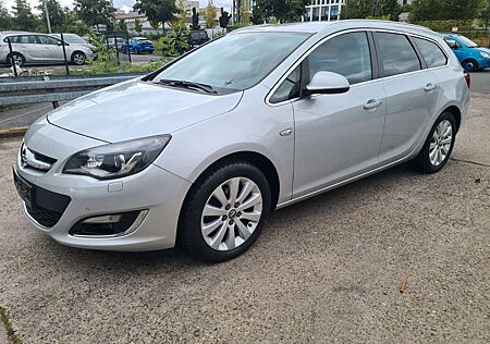 Opel Astra J Sports Tourer Exklusiv TÜV SR+WR LED NAV