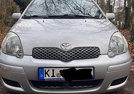 Toyota Yaris 1.0