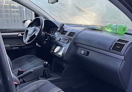 VW Touran Volkswagen Match BMT