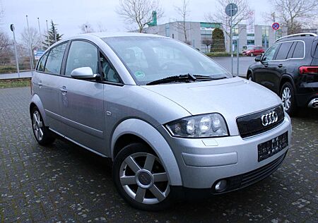 Audi A2 1.4 5-TÜREN COMFORT 75PS SITZHEIZUNG ALU16" TOP