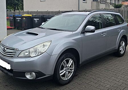 Subaru Legacy Outback Active,4x4,Klimaautomatik, Euro 5.